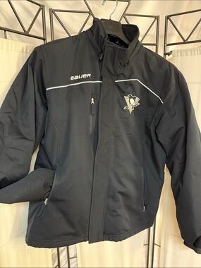 Bauer Black Pittsburgh Penguins Insulated Performance Jacket